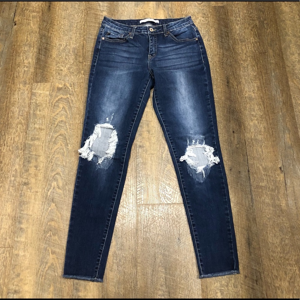 KanCan distressed jeggings size 7 - Picture 4 of 4
